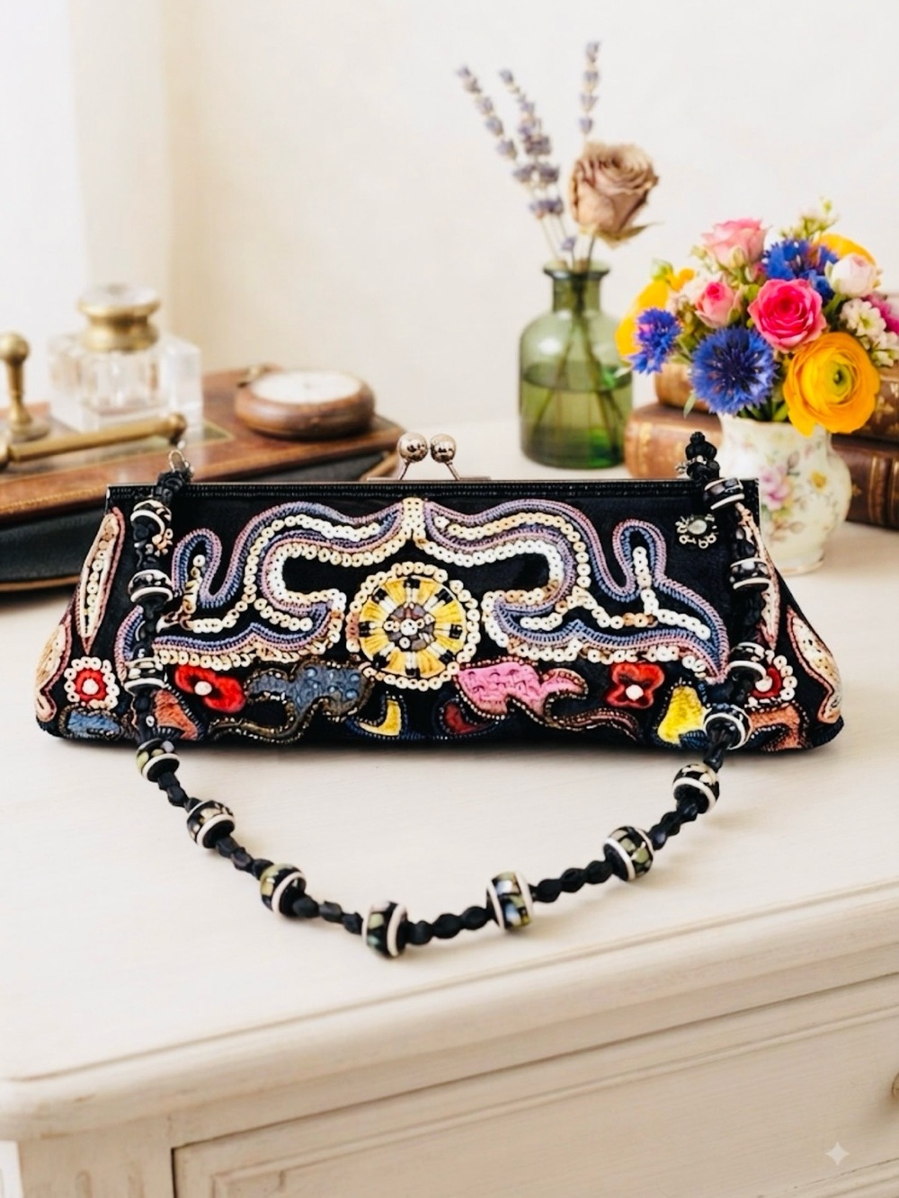 Vintage Chateau Embroidered Sequin Beaded Kiss Lock Evening Bag